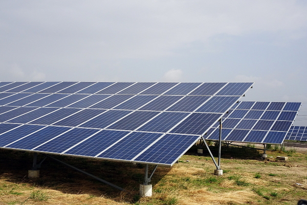 Solar power plant construction