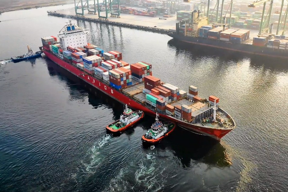 Automation and modernization of marine container terminals